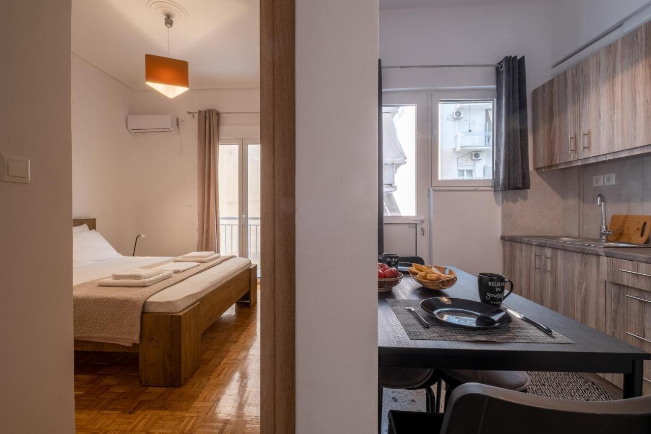 Apartment Sokos Residence, 1' Walk From Aghios Ioannis Metro Athen
