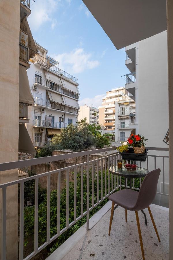 Apartment Sokos Residence, 1' Walk From Aghios Ioannis Metro Athen